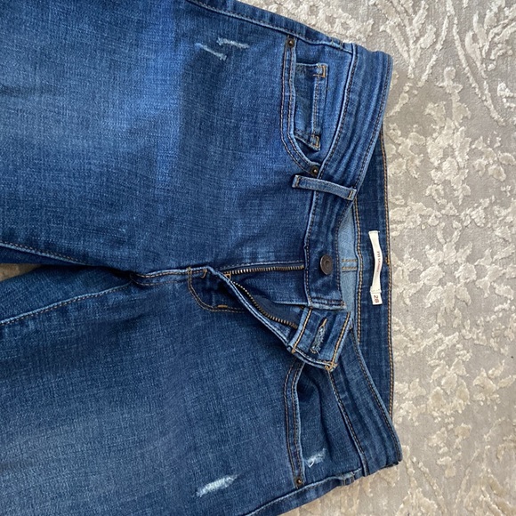 Levi 711 Skinny Jean - Picture 2 of 5